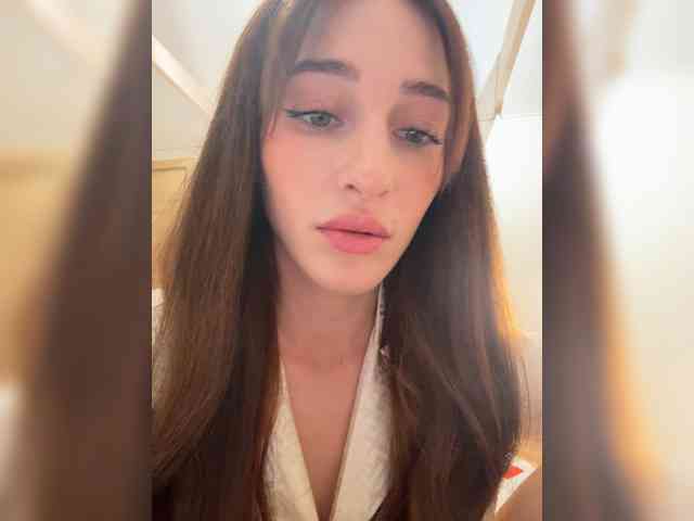 VictoriaBix webcam