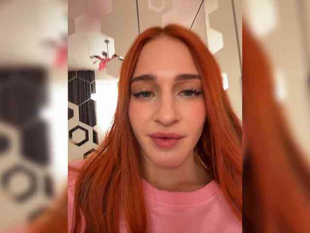 VictoriaBix webcam