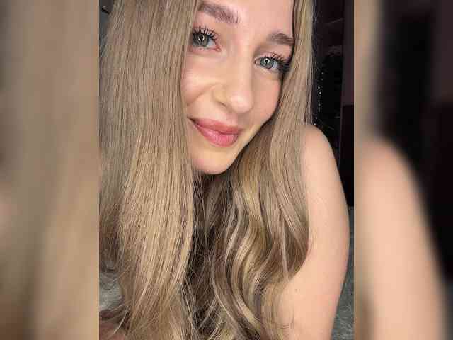 VictoriaBix webcam