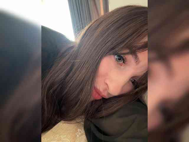 VictoriaBix webcam