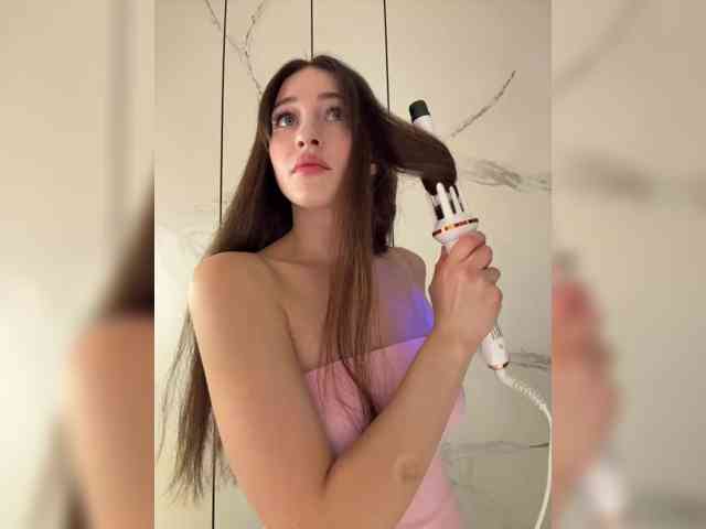 VictoriaBix webcam