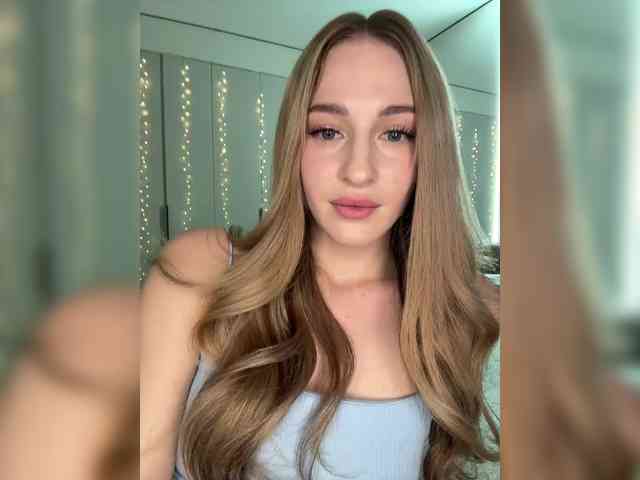 VictoriaBix webcam