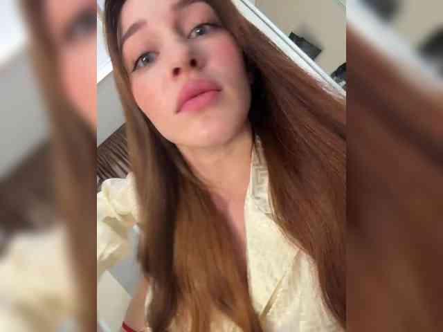 VictoriaBix webcam