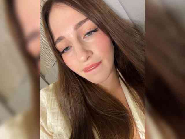 VictoriaBix webcam