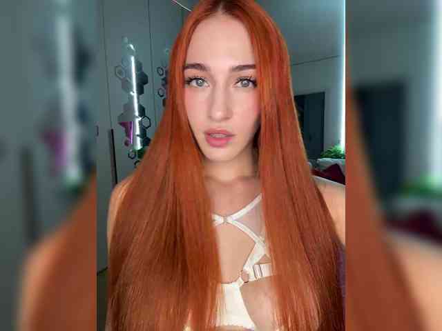 VictoriaBix webcam