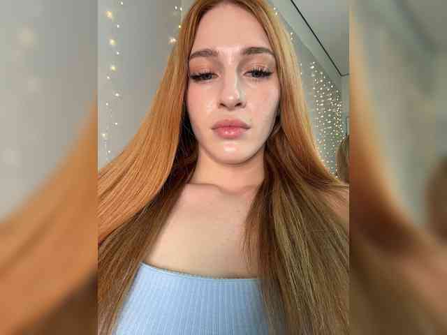 VictoriaBix webcam