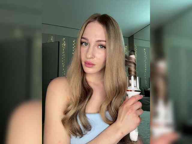 VictoriaBix webcam
