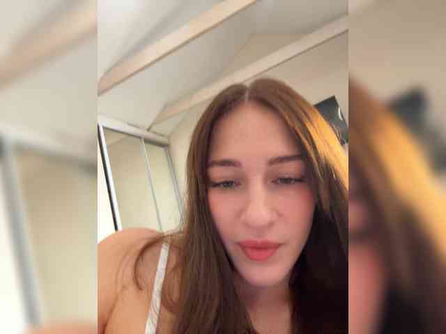 VictoriaBix webcam
