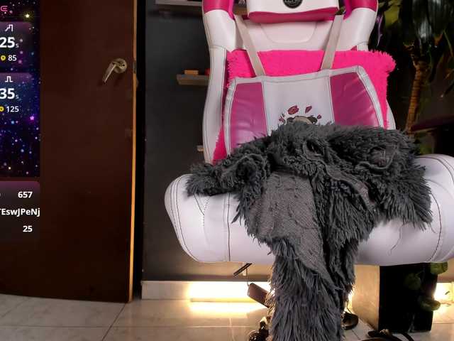 StelleKnox live cam on BongaCams