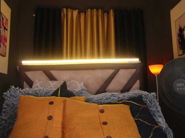 StelleKnox live webcam show