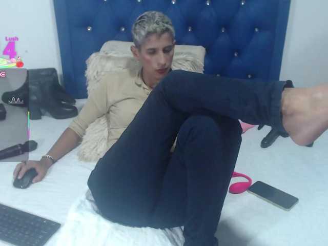 maturebriana20 live cam on BongaCams