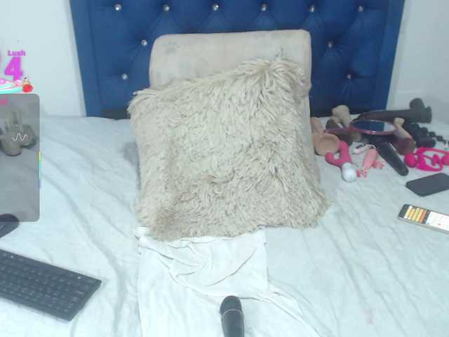 maturebriana20 live cam preview
