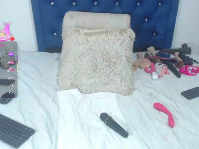 maturebriana20 live cam on BongaCams