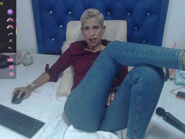 maturebriana20 webcam