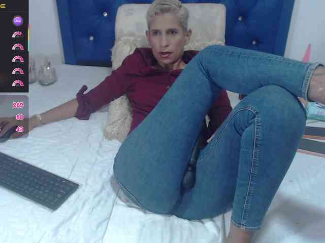 maturebriana20 webcam