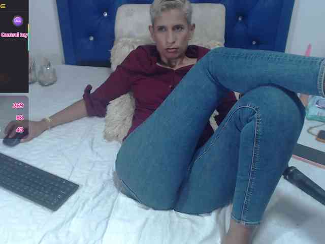 maturebriana20 webcam