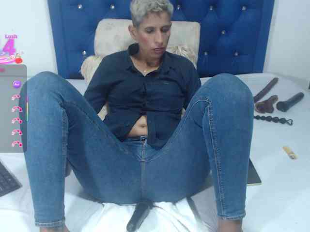 maturebriana20