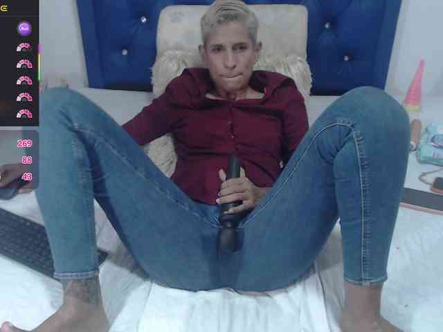 maturebriana20 webcam