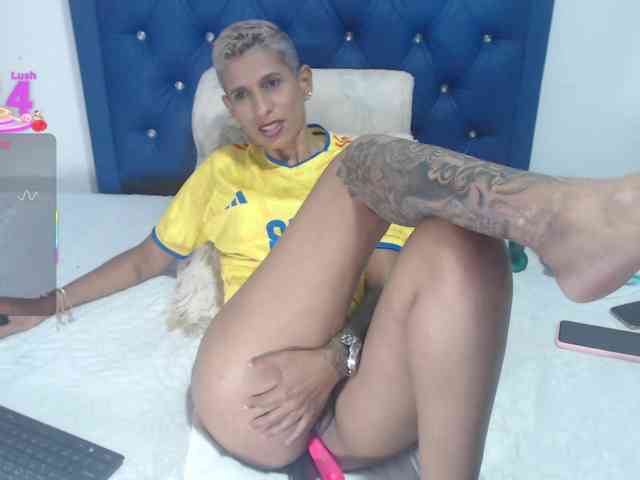 maturebriana20 webcam