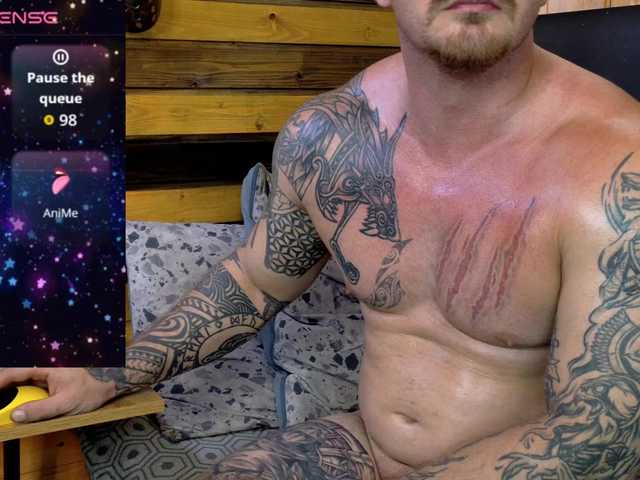 MrKray1 — live male cam