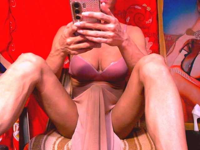 11NCHSELFSUCKTS