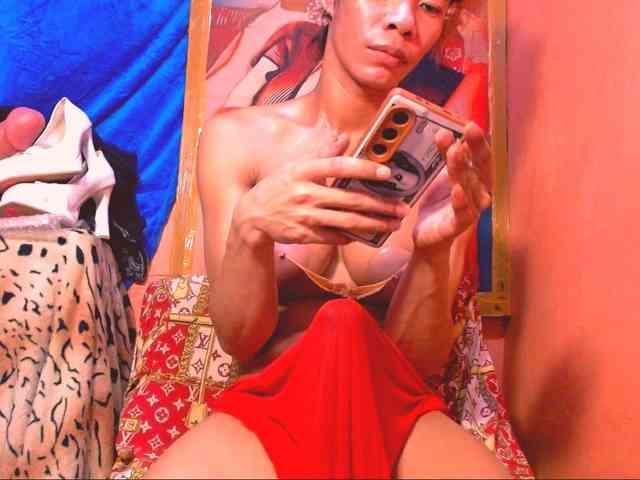 11NCHSELFSUCKTS Sex Cam Show