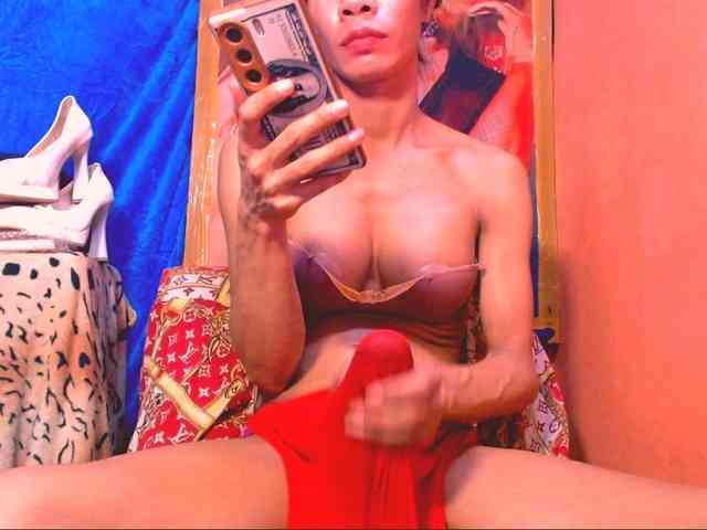 11NCHSELFSUCKTS Sex Cam Show