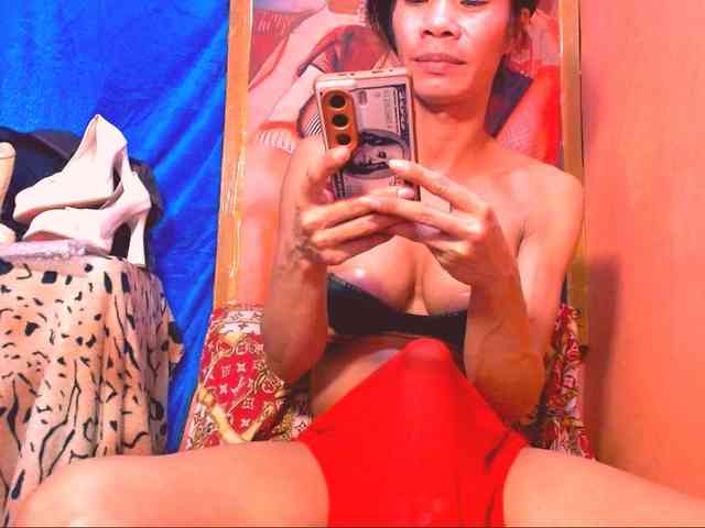 11NCHSELFSUCKTS Sex Cam Show