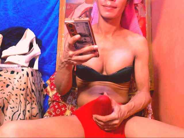 11NCHSELFSUCKTS Sex Cam Show