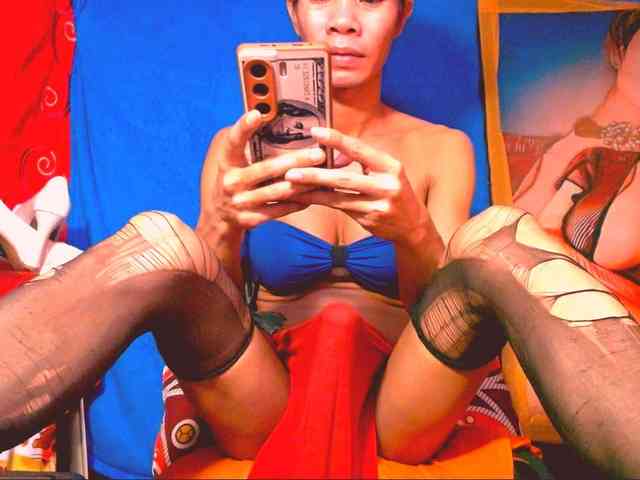 Suck_my_own_dick10nch's cam show statistics and live stream