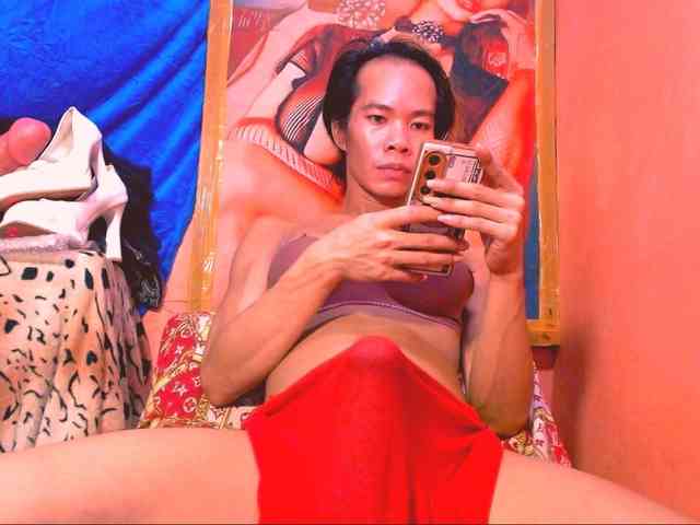 11NCHSELFSUCKTS Sex Cam Show