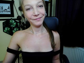 EmillyExtasy Porn Show