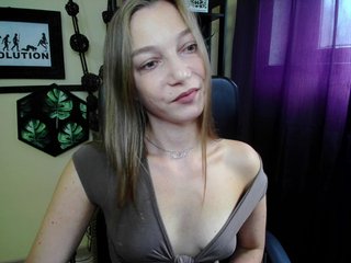 EmillyExtasy Porn Show