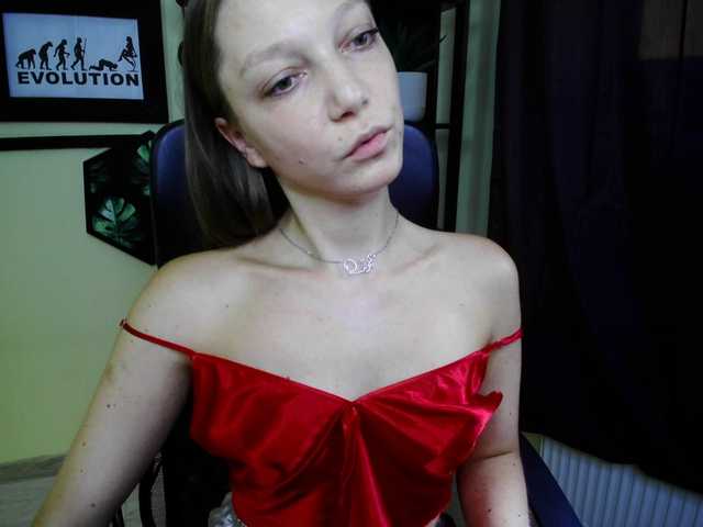 EmillyExtasy live cam on UnifiedCams