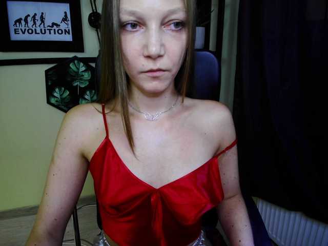 EmillyExtasy live cam on UnifiedCams