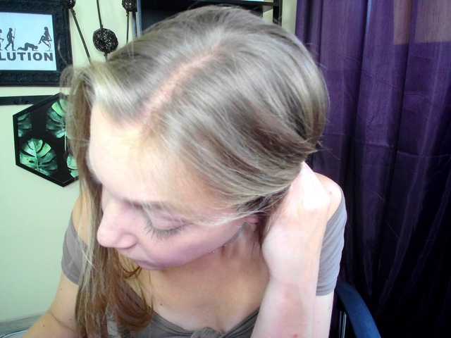 EmillyExtasy live cam on BongaCams
