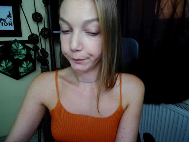 EmillyExtasy live cam on BongaCams