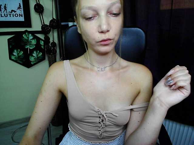EmillyExtasy live cam on UnifiedCams