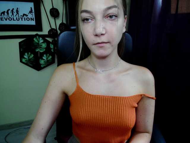 EmillyExtasy live webcam show