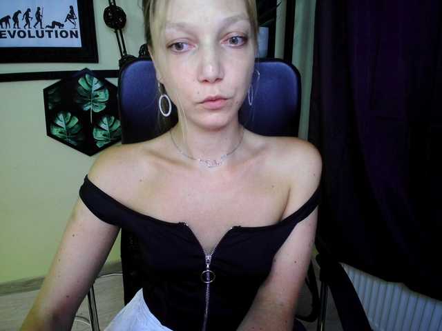 EmillyExtasy live cam on UnifiedCams