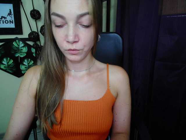 EmillyExtasy live cam on BongaCams