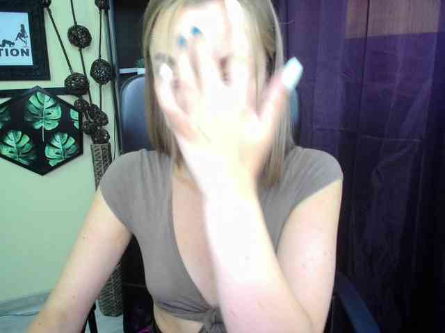 EmillyExtasy