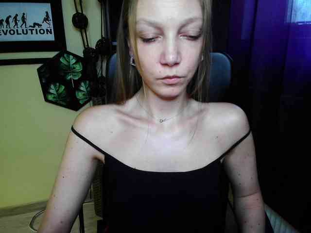 EmillyExtasy webcam