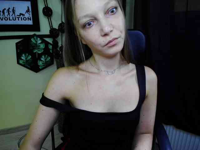 EmillyExtasy webcam