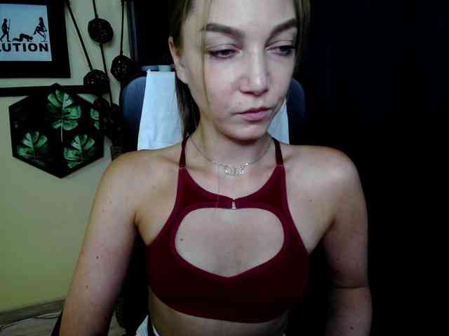 EmillyExtasy webcam