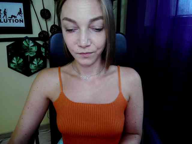 EmillyExtasy webcam