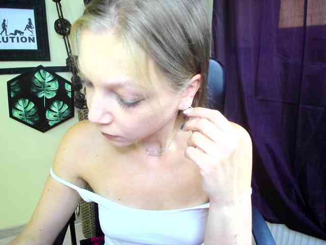 EmillyExtasy webcam