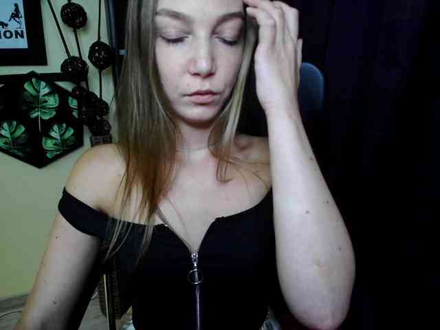 EmillyExtasy webcam