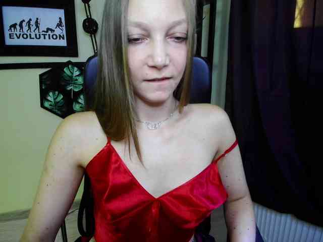 EmillyExtasy webcam
