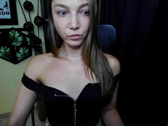 EmillyExtasy webcam